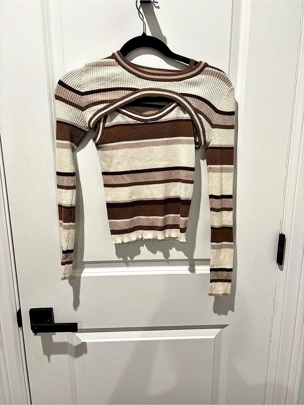 No boundaries Striped Long Sleeve Crop Top in Brown & Cream Size XS/XS (7)
